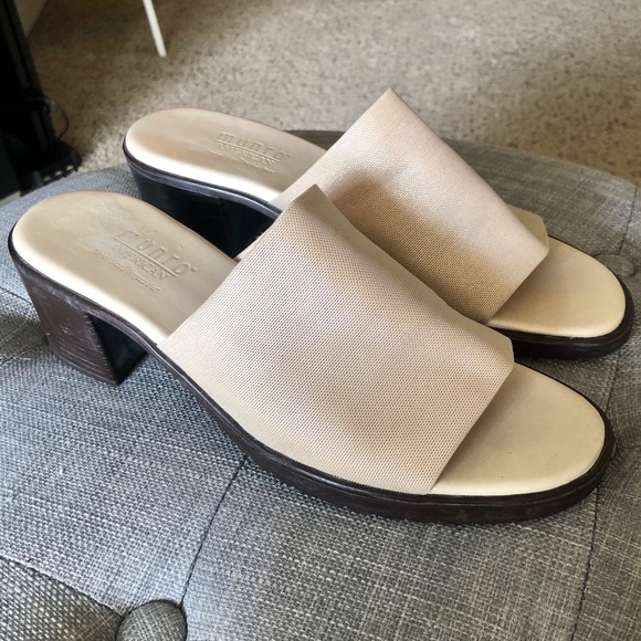munro beth slide sandal